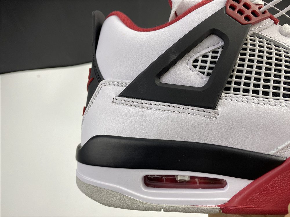 Air Jordan 4 Fire Red DC7770-160
